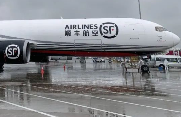 顺丰：航空机队规模增至 69 架，将在成都双流建立第四个区域国际航空枢纽