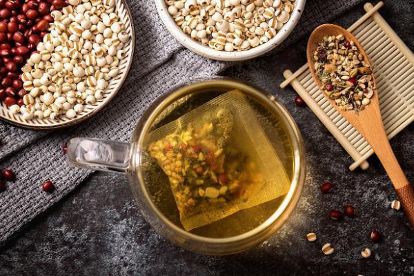 红豆薏米茶的功效和作用及食用方法 红豆薏米茶正确食用姿势